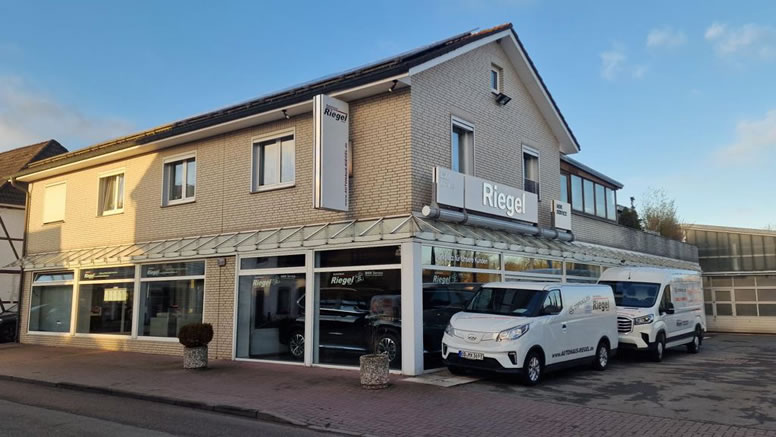 Autohaus Riegel Aussenansicht